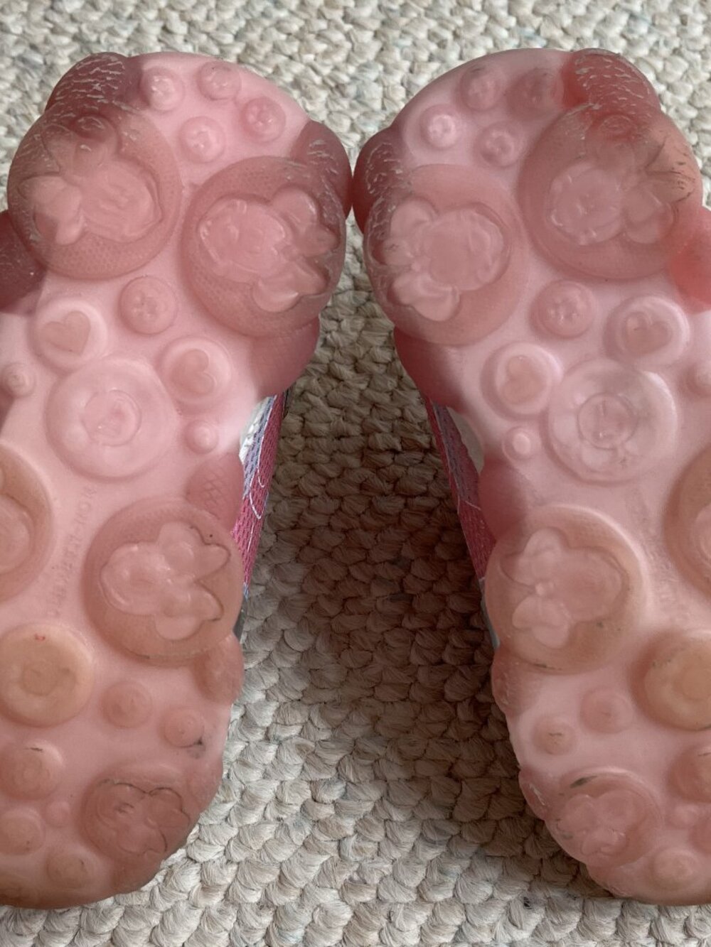 LIGHT UP Disney Minnie Mouse Little Girl’s Size 7 Sneakers Shoes Kids - Picture 12 of 12